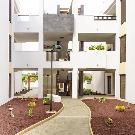 Modern In Residential Complex With Pools Costa De Antigua