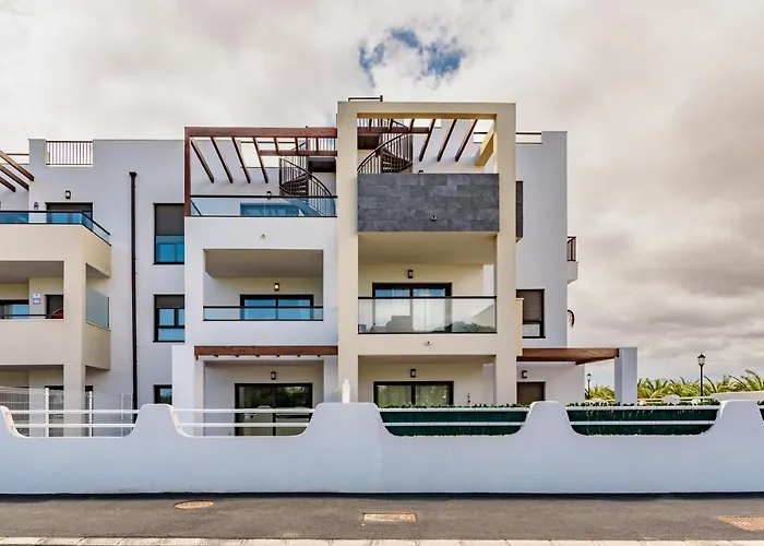 Modern In Residential Complex With Pools Costa De Antigua