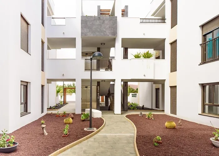 Modern In Residential Complex With Pools Costa De Antigua
